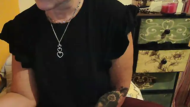 Snapshot of Althea_Love chatting on 09-30-25, 05:07 Althea Love online show from 09-30-25, 05:07