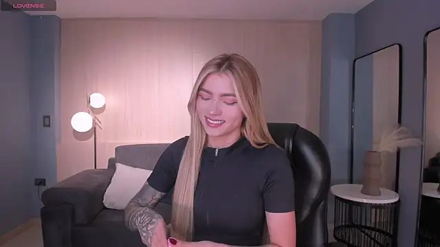 LexieWayne online show from 04-07-26, 06:52