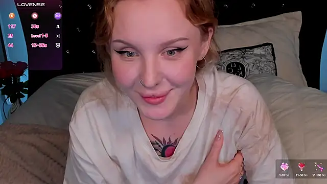 LianaFord online show from 02-28-25, 10:50