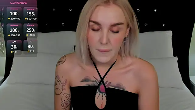 LianaFord online show from 10-15-25, 09:59