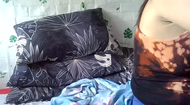 Silly Girl21 online show from 03-17-25, 01:03