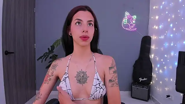 Snapshot of labrika_ chatting on 09-26-25, 04:22 labrika online show from 09-26-25, 04:22