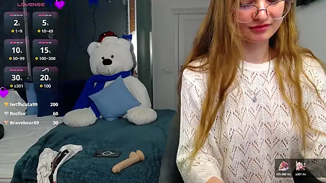 Snapshot of KateJonson chatting on 01-09-25, 11:03 KateJonson online show from 01-09-25, 11:03