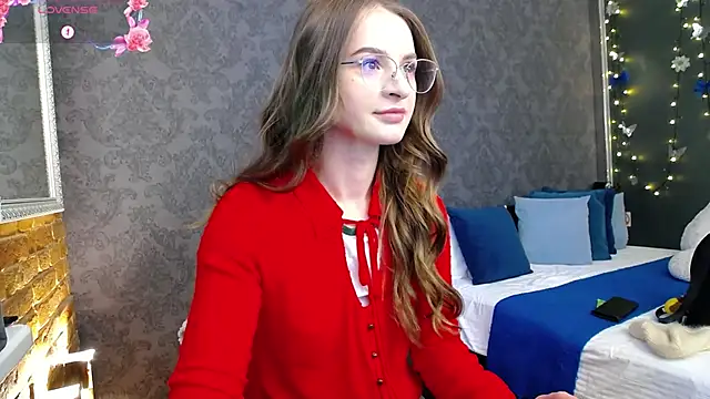 Snapshot of KateJonson chatting on 11-24-25, 01:33 KateJonson online show from 11-24-25, 01:33