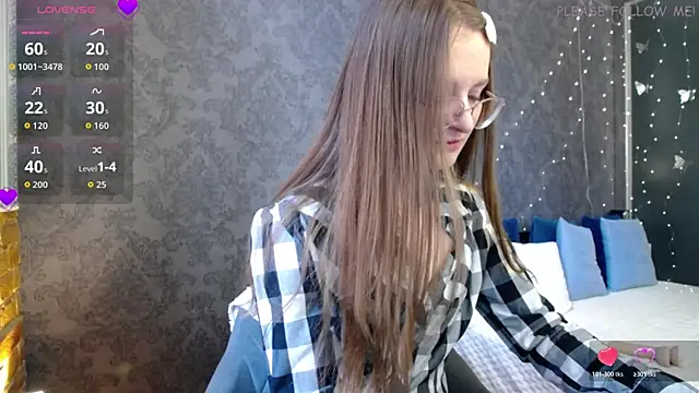 Snapshot of KateJonson chatting on 03-21-26, 08:19 KateJonson online show from 03-21-26, 08:19