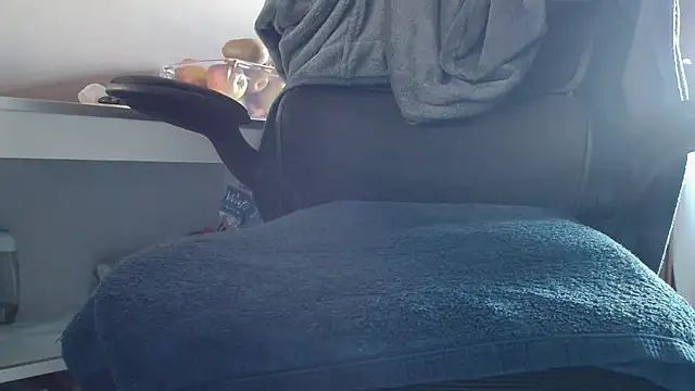 suedel65 online show from 03-20-25, 07:14