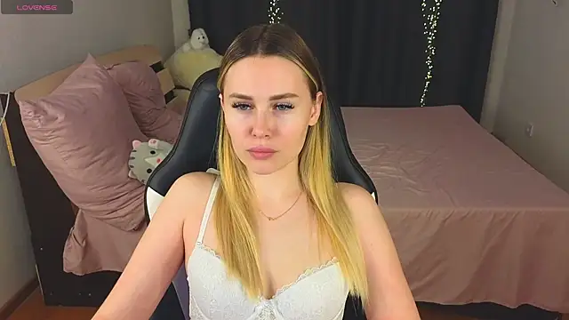 Snapshot of Alenca_hot_sex chatting on 02-09-25, 02:50 Alenca hot sex online show from 02-09-25, 02:50