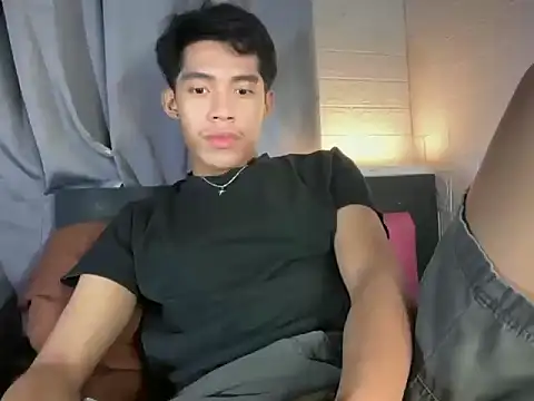 Lightjt04 online show from 04-19-26, 02:38