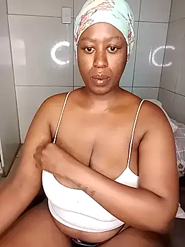 ChocoLisa online show from 10-24-25, 05:04