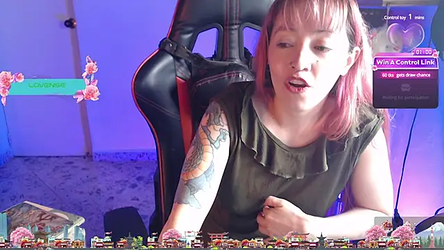 Snapshot of pink-2022 chatting on 12-17-24, 05:36 pink-2022 online show from 12-17-24, 05:36