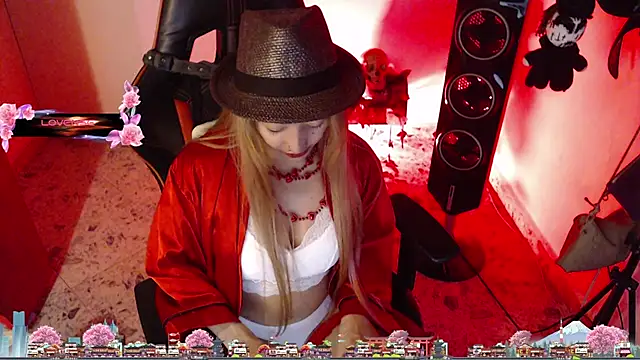 Snapshot of pink-2022 chatting on 02-07-25, 07:18 pink-2022 online show from 02-07-25, 07:18