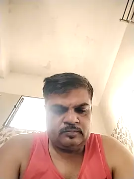 Snapshot of Desi_Londa_143 chatting on 05-09-26, 11:15 Desi Londa 143 online show from 05-09-26, 11:15