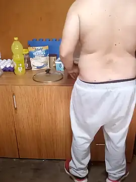 Snapshot of asil1710 chatting on 01-21-25, 10:52 asil1710 online show from 01-21-25, 10:52