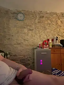 yann2392 online show from 04-29-26, 03:05