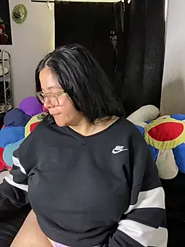 MsConejitaa online show from 04-18-26, 02:54