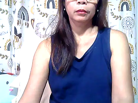 urwife tobe online show from 03-25-26, 08:04