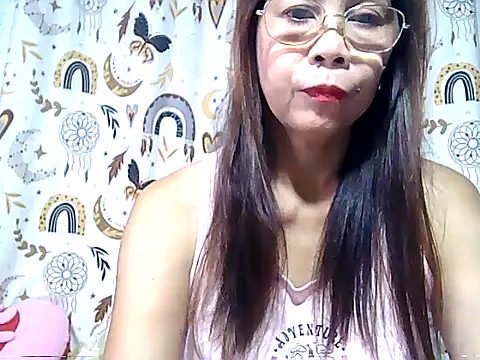 Snapshot of urwife_tobe chatting on 05-04-26, 09:11 urwife tobe online show from 05-04-26, 09:11