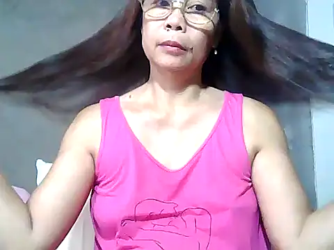 Snapshot of urwife_tobe chatting on 05-11-26, 09:01 urwife tobe online show from 05-11-26, 09:01
