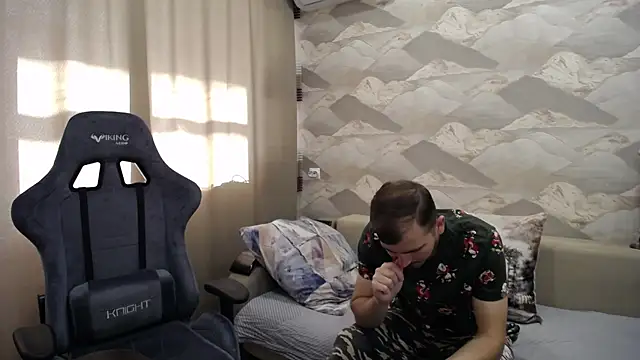 SerzhKorol1 online show from 10-25-25, 06:43