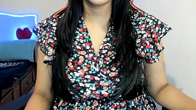 Snapshot of South_indian_tickly chatting on 12-21-24, 01:36 South indian tickly online show from 12-21-24, 01:36