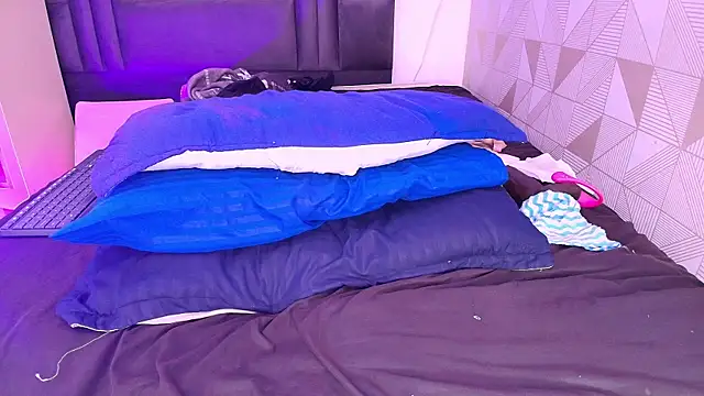 arletmss online show from 02-03-25, 02:55