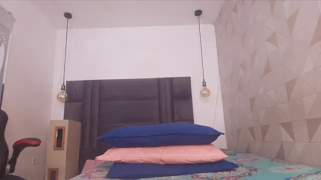 arletmss online show from 02-25-25, 12:03