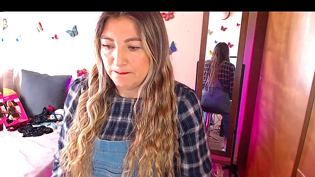 Jolie-Mature online show from 09-20-25, 08:21