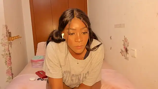 viioolleettaa online show from 04-15-26, 06:59