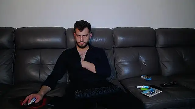 CrazyDom1 online show from 03-08-26, 02:04