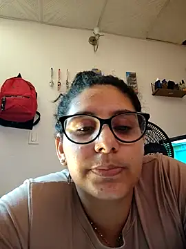 DanielleEvans  online show from 02-21-25, 05:09