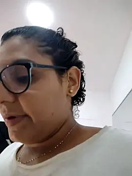 DanielleEvans  online show from 03-09-25, 11:14