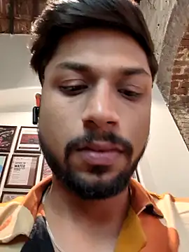  IRRESISTIBLE  online show from 12-22-25, 09:50