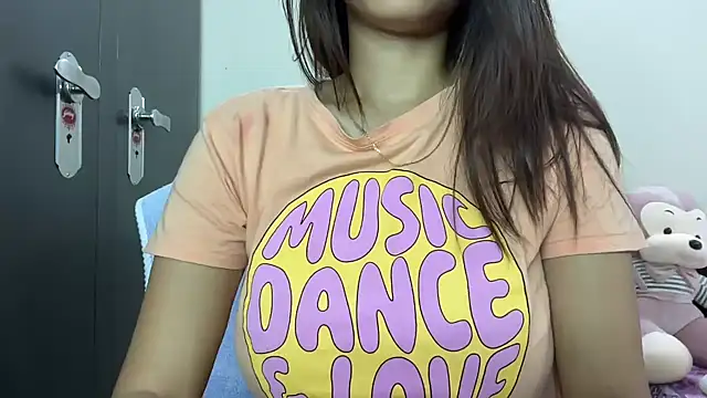 riya stream online show from 03-04-25, 05:13