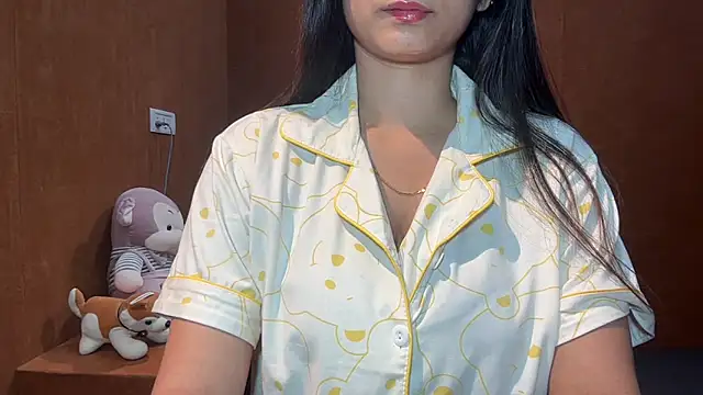 Snapshot of riya_stream chatting on 12-17-25, 04:13 riya stream online show from 12-17-25, 04:13