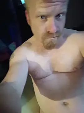 Snapshot of cockycummer chatting on 06-17-26, 01:56 cockycummer online show from 06-17-26, 01:56