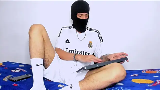 Samuel Suarez online show from 10-17-25, 06:16