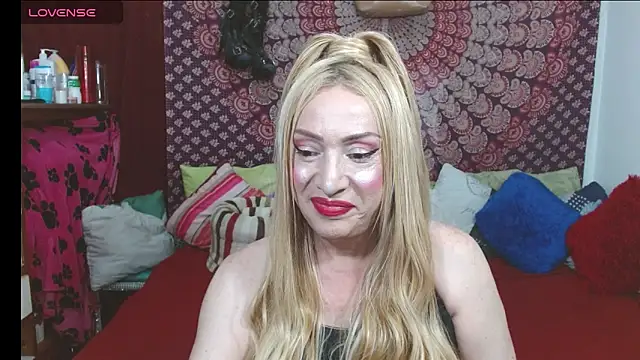 elena evans online show from 03-02-26, 07:10