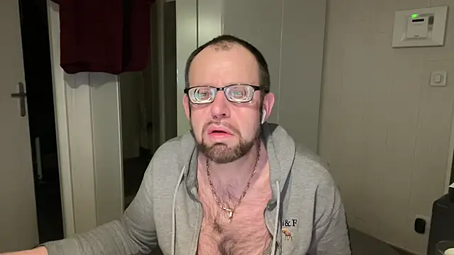 FABIOGLASSES online show from 02-14-26, 02:30