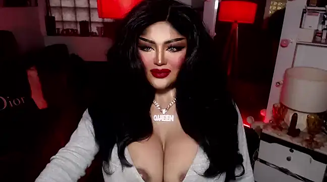 Snapshot of TiffanyWolf chatting on 01-06-25, 12:59 TiffanyWolf online show from 01-06-25, 12:59