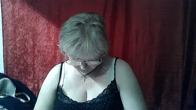 Snapshot of Gina_Marlyn chatting on 04-30-26, 08:04 Gina Marlyn online show from 04-30-26, 08:04