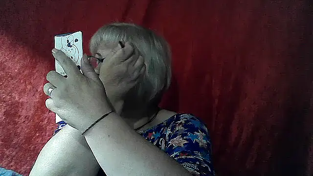 Snapshot of Gina_Marlyn chatting on 05-13-26, 08:16 Gina Marlyn online show from 05-13-26, 08:16