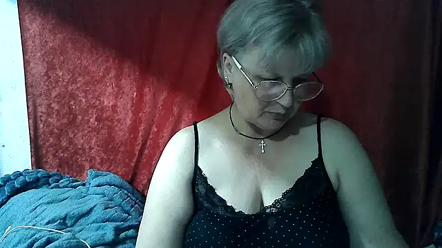 Snapshot of Gina_Marlyn chatting on 05-18-26, 08:03 Gina Marlyn online show from 05-18-26, 08:03