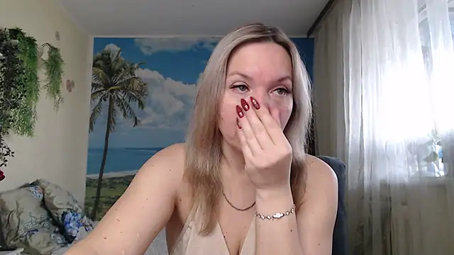 soaring love online show from 10-08-25, 05:05