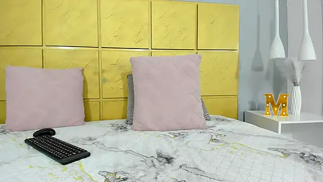 MauraGray online show from 01-26-25, 11:39