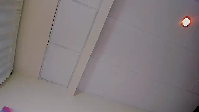 Valentinamolina  online show from 01-12-25, 04:31