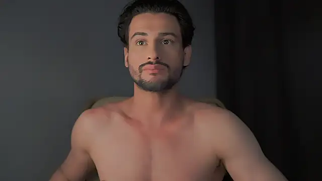 Keen   Luckystrike online show from 12-20-24, 02:49