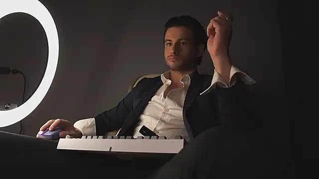 Keen   Luckystrike online show from 03-09-25, 12:00