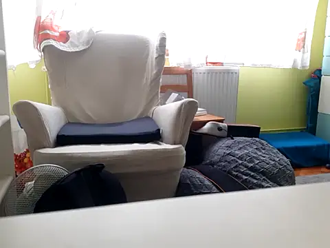 feathersify online show from 09-10-25, 07:41