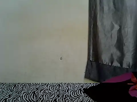 Snapshot of For_youu chatting on 05-13-26, 06:38 For youu online show from 05-13-26, 06:38
