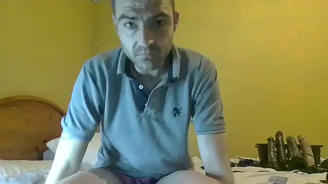 ThatGuyNextDoor1992 online show from 03-04-25, 06:37